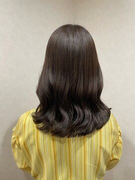 アプローズ(applause.) ミディアム×艶髪アッシュカラー