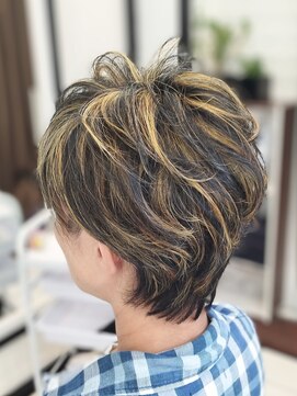 ヘアースタジオ ジェイワン(hair studio J ONE) 30代40代50代60代ウィービング/ブリーチ/脱白髪染め/白髪ぼかし