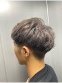 シルバーグレージュ/刈り上げアップバングショート