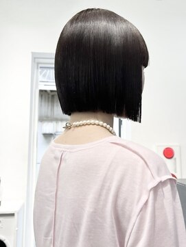 ココ 原宿(KOKO) ダークパープルナチュラルショートミルクブラウンボブ