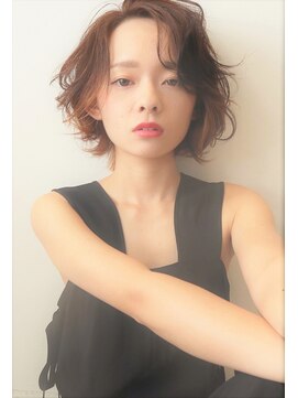 クオン(kuon) 大人ひし形ショートボブ