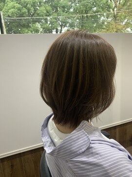 エヌ(enu) レイヤーボブ