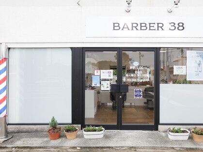 バーバーサンハチ(BARBER 38)の写真