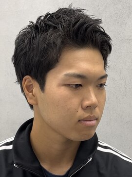 ルースト 西院店(ROOST) 癖毛、軟毛で悩まれている方でもできるスパイキーショート