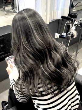 シエラ 心斎橋(CIERA.) バレイヤージュショートヘアボブウルフ小顔ワンレン30代40代