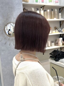 ボブ　ミルクティーベージュ　艶髪　髪質改善カラー　ショート