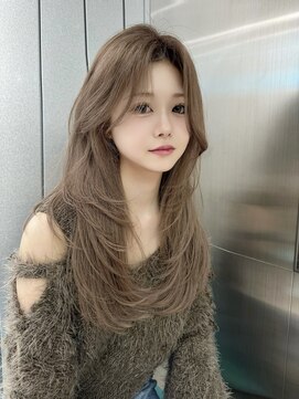 ロンドウル 熊本(Lond ulu) 韓国へア/ブリーチ/顔周りカット/ハイトーン/レイヤーカット/