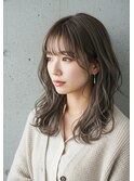ヘーゼルグレージュ/グレージュヘア/くびれ巻き外ハネボブ