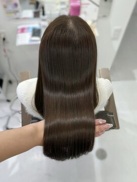 ハピネス 梅田茶屋町店(HAPPINESS) 韓国風/レイヤーカット/顔周り/顔まわり/髪質改善/ベージュ