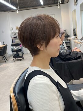 トト 船橋店(toto.) ☆ココアベージュ小顔オリーブグレークラゲヘアーショート[船橋]