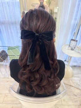 ヘアメイクアンドセットサロン リッコ(Hair make&set salon Ricco) 王道ハーフアップ