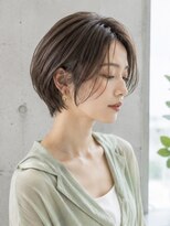 ウィールール 手稲店(WE RULE) 20代・30代 透明感グレージュ丸みショートボブ×白髪ぼかし
