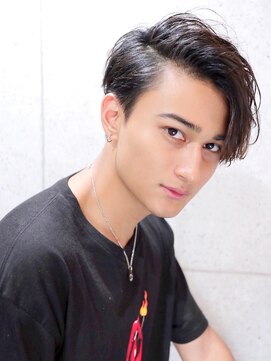 フレイバ 吉祥寺(FLAVA) ハードパート前下がりショート　ソフトツーブロック