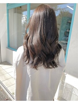 ウル(ulu) 【ulu】ブリーチなしアッシュカラー　イルミナカラー