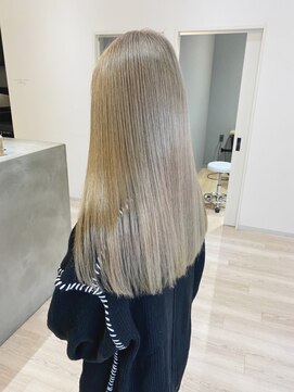 チェレ ロッソ 金剛店(Chere rosso) 10代20代ミントグリーン×ハイトーンカラー艶髪ロング