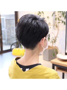 オミヤ(omiya) 刈り上げショート