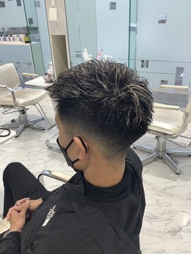 ハーツヘアーズ 五日市店(HEARTS hair's) ハイライト　ショート