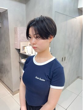 ヴェイン 渋谷(vain) 大人可愛い20代30代40代黒髪前下がりショートボブ丸みショート◎