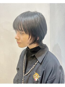 メイカ(MEIKA) 黒髪　ウルフカット