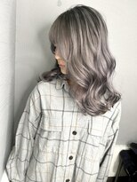 ジゼル(GiseL)&nbsp;バレイヤージュ　白髪ぼかし　ダブルカラー