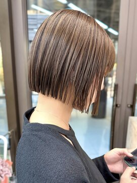 ミィ 表参道(mee.) 前髪/アンブレラカラー/こなれミディ/イメチェン/ぱっつんボブ