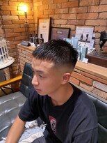 フォーコーナーズ(Four Corners)&nbsp;クロップスタイル／スキンフェード／バーバースタイル