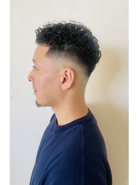 レオンプラス 具志川店(LEON plus+) プードルパーマ