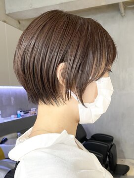 エリマバイフィフス 調布(elima by fifth) 調布イルミナカラーレイヤーボブウルフショートカットベージュ