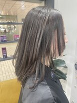 ウミ(Umi)&nbsp;【YUZU/戸塚】縮毛矯正/髪質改善/レイヤースタイル