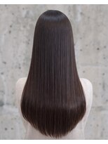 カットワークススリックバイフェローズ(CUT WORKS SLICK by fellows) 乾かすだけでまとまる艶髪質改善ストレート