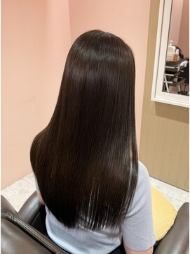 ルーム シンサイバシ(room shinsaibashi) 赤みを抑えた◎透明感たっぷりオリーブベージュ