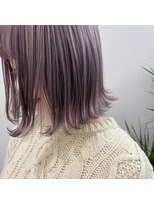 イル(iLu.)&nbsp;ラベンダーボブレイヤーミニマルボブボルドーカラー