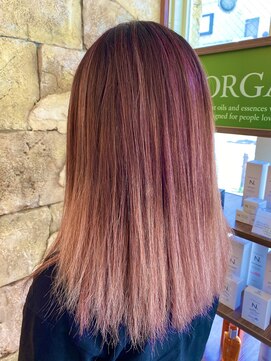 クレドガーデン 綾瀬店(CRED GARDEN) ピンクグラデーション