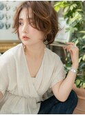 アシンメトリー外国人風小顔ゆるふわショートc5戸頭20代30代40代