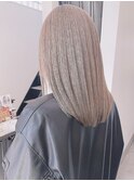 ハイトーンベージュ