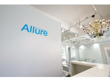 アリュア(Allure)の雰囲気（『魅力的なものに惹きつけられる力』がコンセプトの店内）