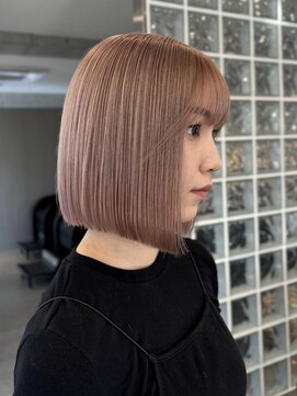 サンクプロジェクト(cinq PROJECT) ミルクティーベージュダブルカラー韓国風切りっぱなし重めボブ