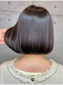 綺麗なラインのボブ×インナーカラー◎