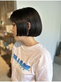 前上がりミニボブ