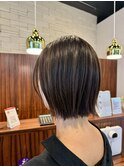 ショートボブ