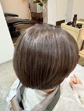 サロン シー(salon sea) 脱白髪染め　白髪ぼかし抗酸化カラー6