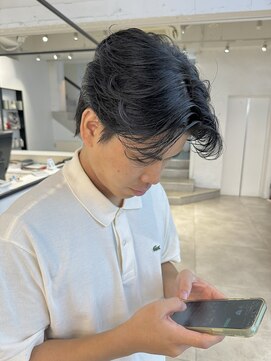 ゼストプール(ZEST POOL) 韓国風センターパートカルマパーマ