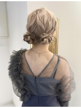 ムーン バイ ケンジ(moon by KENJE) 【Nanaka】幼くならないツインお団子