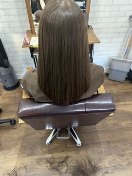 ライフ 忍ケ丘店(Lyfe) 髪質改善アッシュグレージュ_小顔レイヤーカット前髪_458