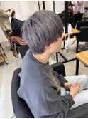 アッシュグレー