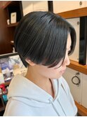 マッシュショート丸みショート黒髪ショートベリーショート40代