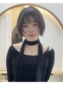 ショートリップルボブ顔まわりレイヤーカット