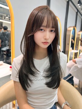 ロール 博多(Role) レイヤーカット/髪質改善/ミディアム/透明感/ハイレイヤー