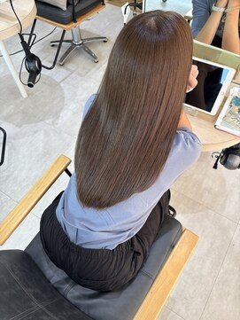 ジーナ 福岡天神(Zina) 髪質改善/美髪/艶髪【Zina福岡天神】