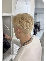 アイヴィー 池袋(IVY)&nbsp;ホワイトブロンド/抜きっぱなしブリーチ